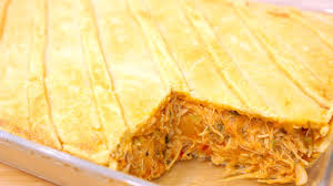 Empadão de Frango Cremoso — Massa Que Desmancha na Boca